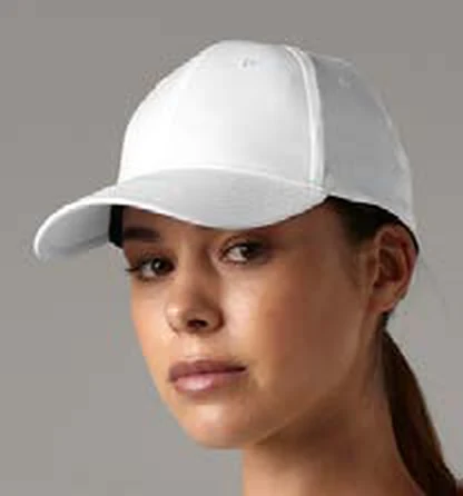Gorra de poliéster de 6 paneles Beechfield Performance Cap personalizada con logo