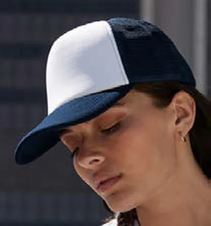 Gorra de poliéster de 6 paneles Beechfield Vintage Snapback Trucker personalizada con logo